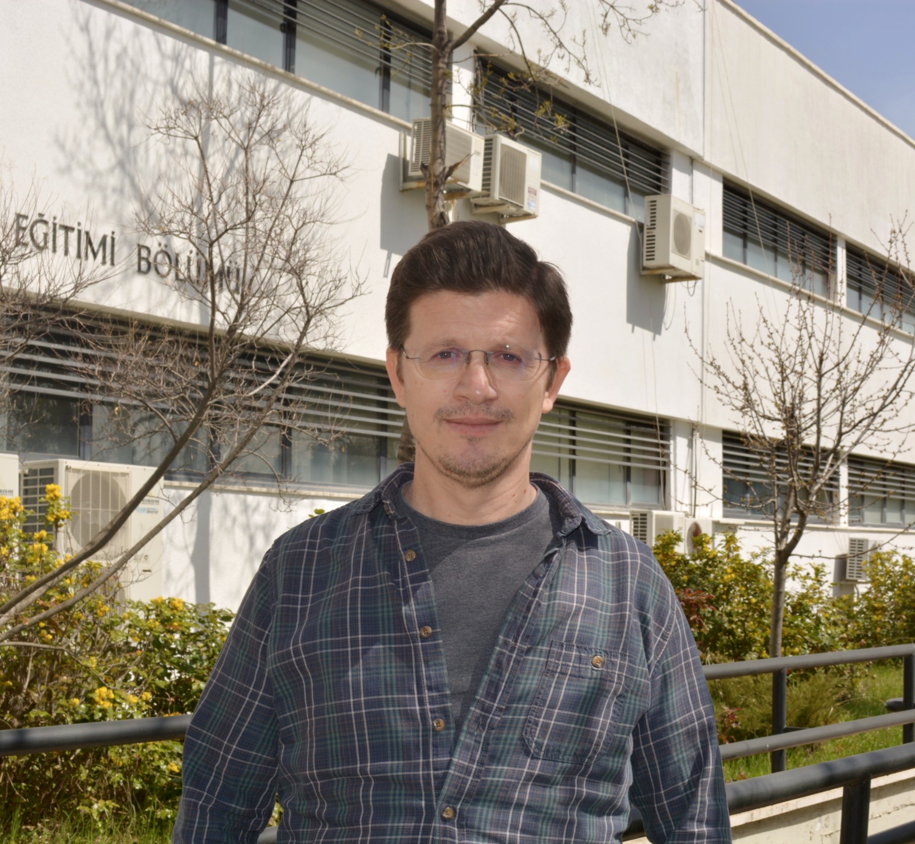 Araştırma Görevlisi Alpay Karagöz